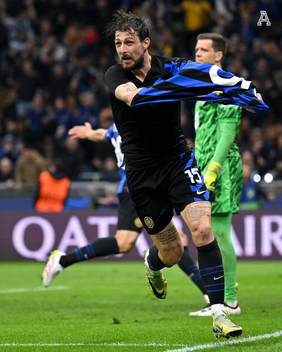 The average age of Inter's starting XI in the Champions League this season  is 30 years and 19 days; the oldest among all 36 teams involved in the  2024-25 edition. Inter's Francesco, image size:960x1200