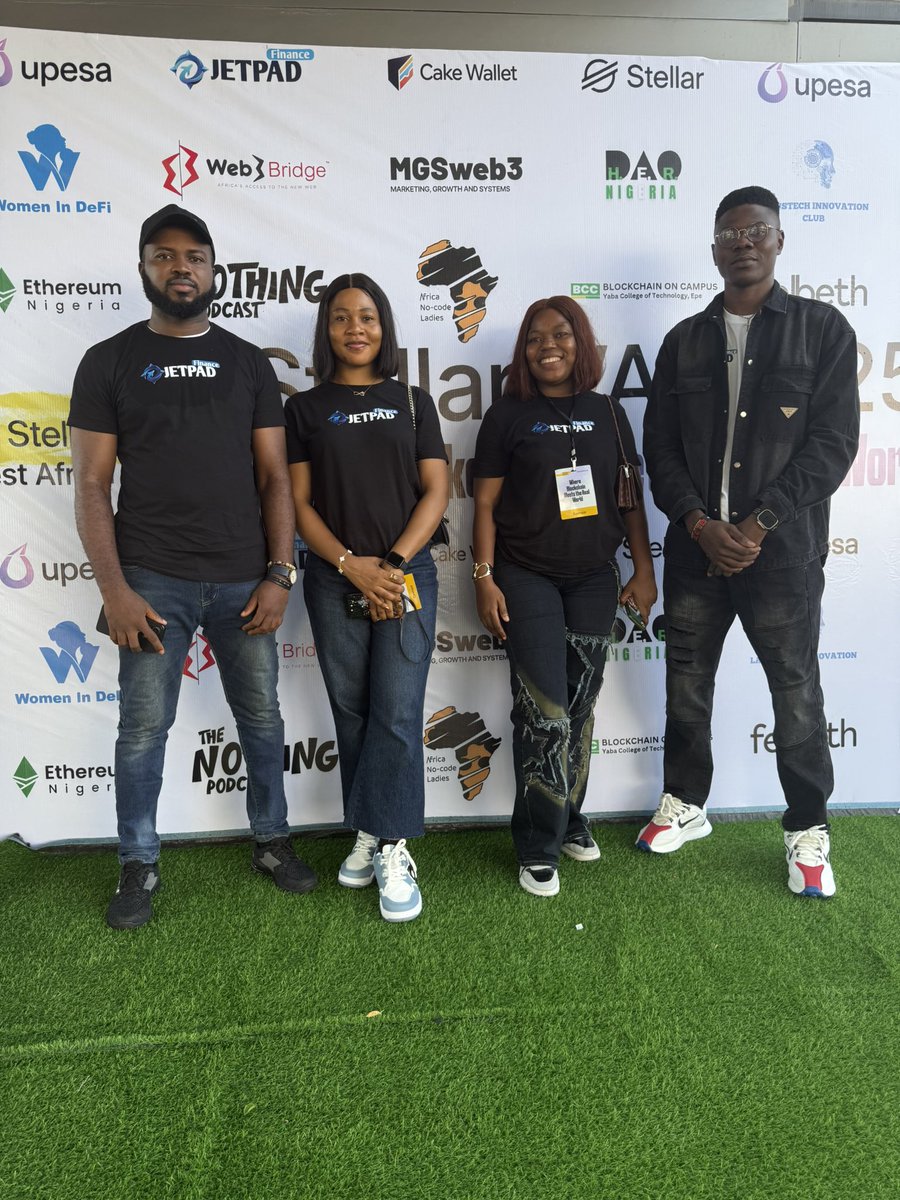 Val__Blaze's tweet photo. Big thanks to the Stellar team @sdfwestafrica  @DavidOgoegbunem for organizing such a well-curated and impactful event 🙌🏽

Honored to be part of it and grateful for the warm hospitality
#Stellar #SCF #JetPad #BlockchainForGood https://t.co/UsFew8pNLU