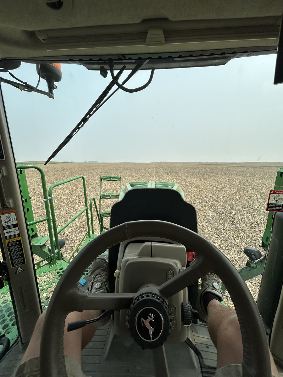 Corn planting ✅ Bean planting ✅ and a few more hours the pre’s will be laid