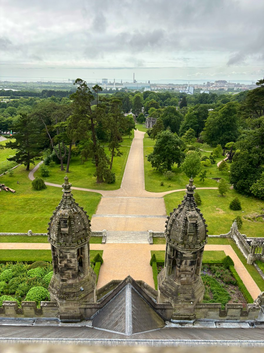 It’s the final day of the Urdd Eisteddfod here in Margam! The <a href="/SJACymru/">St John Ambulance Cymru</a> team have been out in force all week supporting visitors to the Maes and this evening they’re here late providing medical cover for the closing concert - looking forward to an evening of live music 🏴󠁧󠁢󠁷󠁬󠁳󠁿