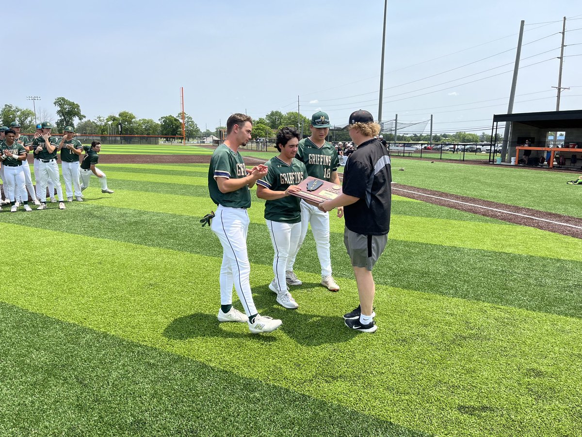 Sectional Champs!
Super Sectional Monday at 4pm at Lincoln Land Community College