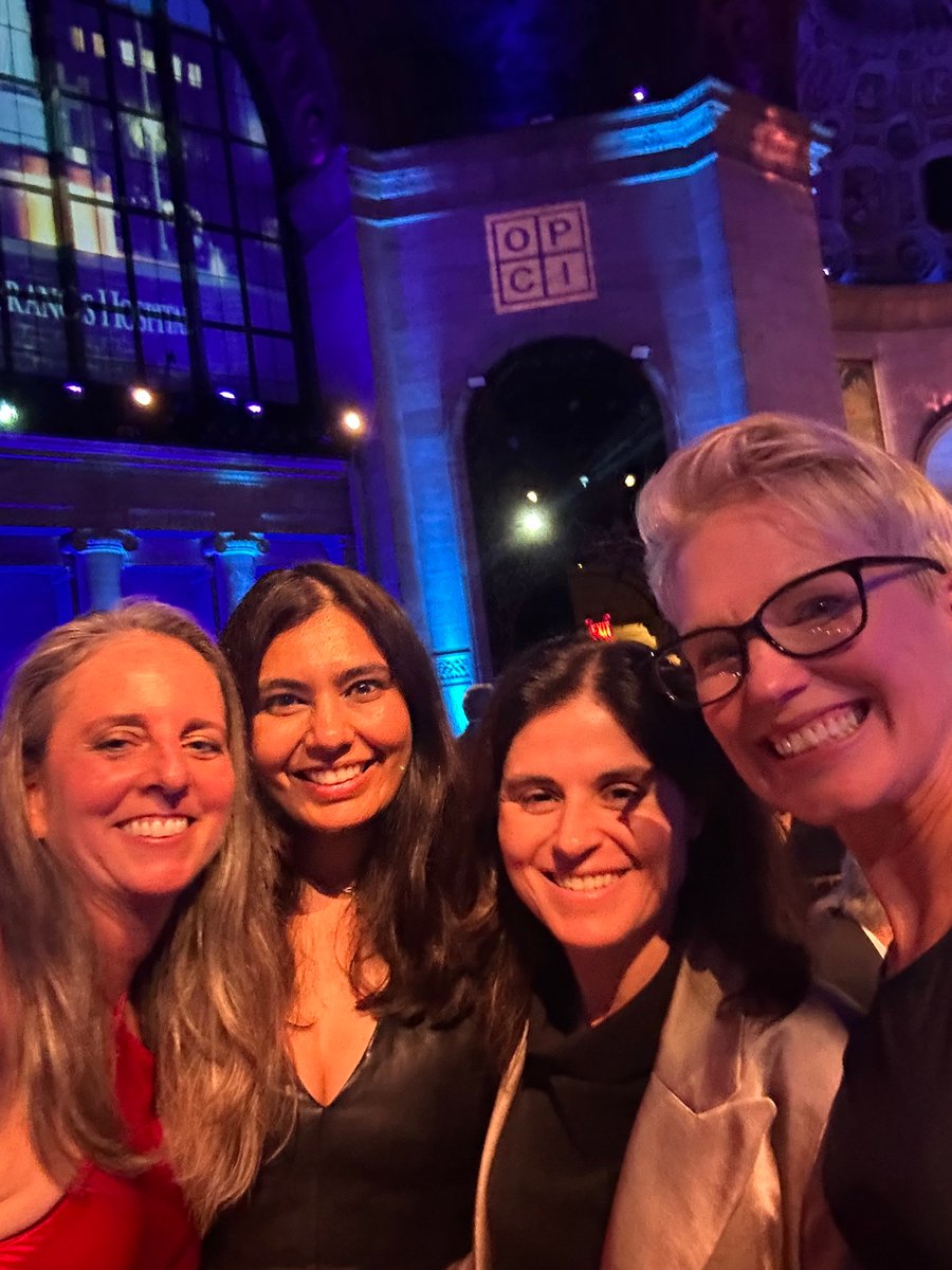 megan coylewright md mph (@mcoylewright) on Twitter photo Tbh, my biggest fan moment came when I got to hang out <a href="/OPCILive/">OPCI</a> gala w/ <a href="/NievesGonzalo1/">Nieves Gonzalo</a> after seeing her lead several live cases last week #EuroPCR. She is a highly talented operator, researcher, and is raising young humans at the same time. <a href="/PCRonline/">PCRonline 🫀</a> <a href="/BinitaShahMD/">Binita Shah</a> <a href="/mszerlip/">Molly Szerlip MD</a> Tbh, my biggest fan moment came when I got to hang out <a href="/OPCILive/">OPCI</a> gala w/ <a href="/NievesGonzalo1/">Nieves Gonzalo</a> after seeing her lead several live cases last week #EuroPCR. She is a highly talented operator, researcher, and is raising young humans at the same time. <a href="/PCRonline/">PCRonline 🫀</a> <a href="/BinitaShahMD/">Binita Shah</a> <a href="/mszerlip/">Molly Szerlip MD</a>