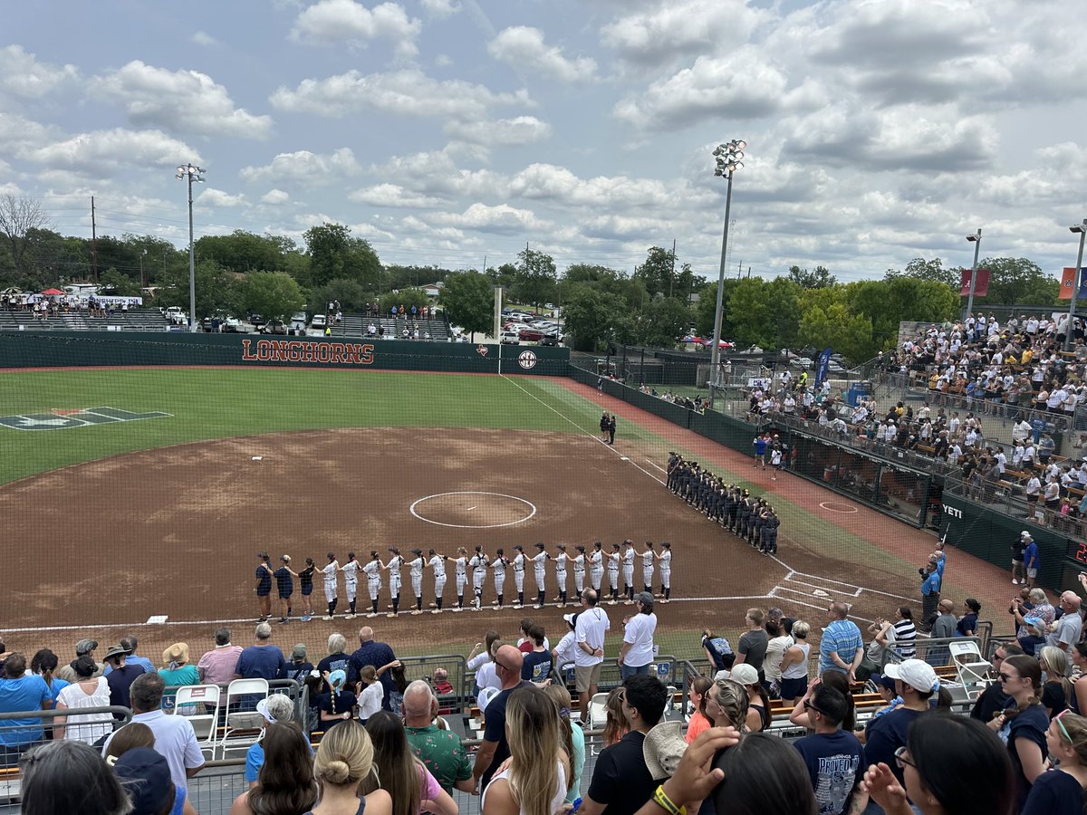 Donnie Bodron (@bodrondonnie) on Twitter photo Game time at the 6A State Championships! Let’s go Kingwood! <a href="/HumbleISD/">Humble ISD</a> <a href="/HumbleISD_KHS/">Kingwood High School</a> Game time at the 6A State Championships! Let’s go Kingwood! <a href="/HumbleISD/">Humble ISD</a> <a href="/HumbleISD_KHS/">Kingwood High School</a>