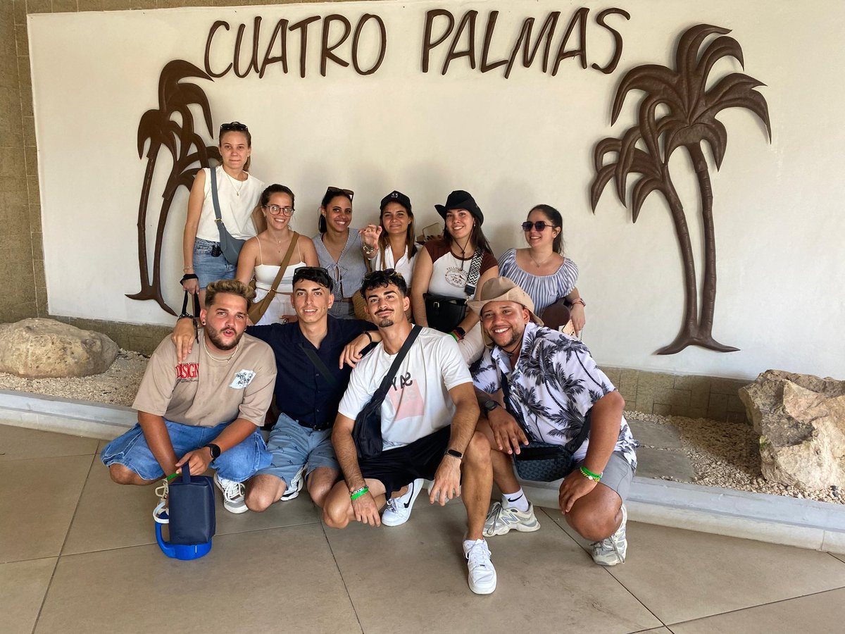 Desde el <a href="/Hotel4Palmas_/">Hotel Cuatro Palmas</a> siempre se respira buenas vibras