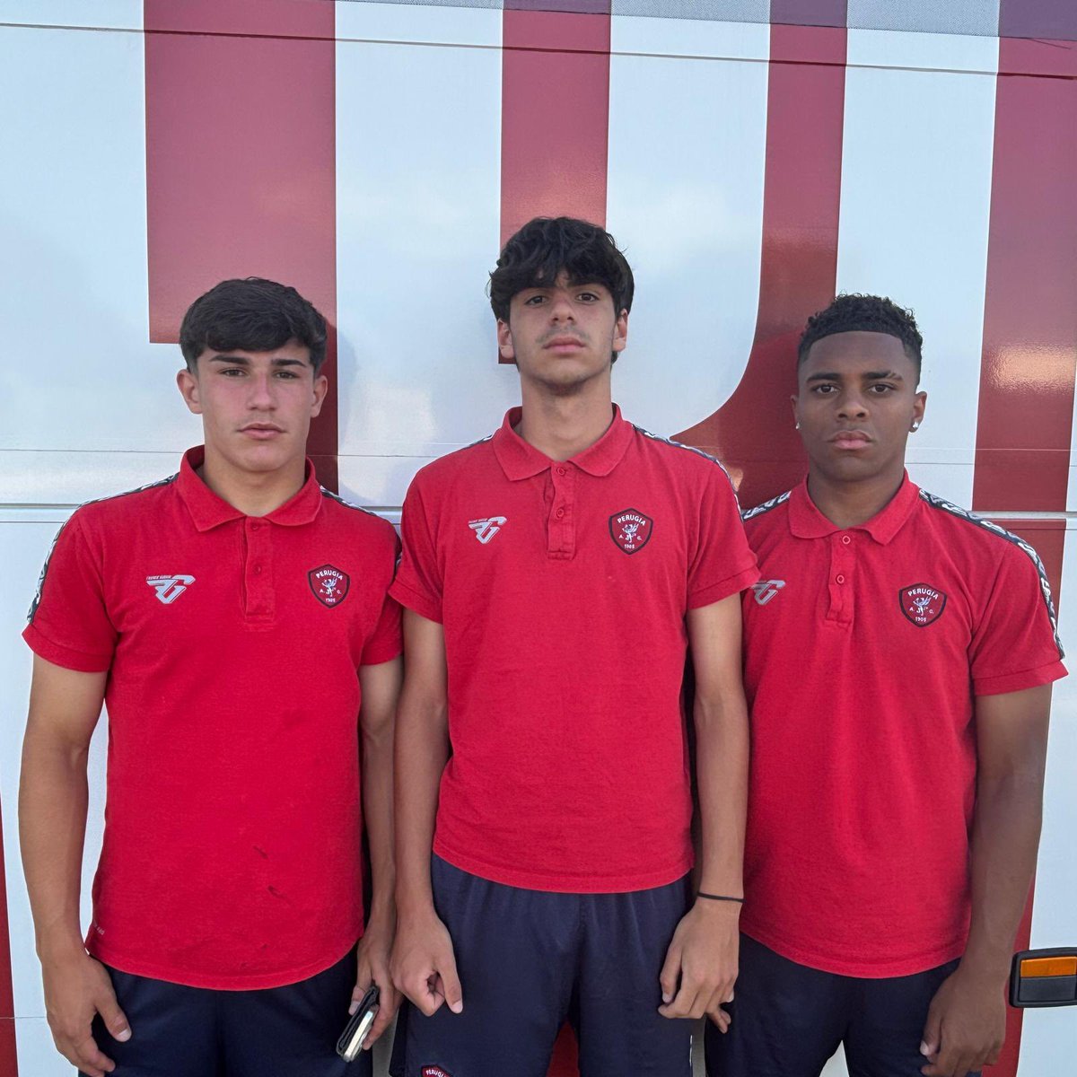 #SettoreGiovanile 

L’#Under17 vince 4-3 vs #Benevento ma non basta per accedere alla semifinale scudetto 

👏👏👏👏 comunque per i nostri ragazzi 

👉 bit.ly/3Z98Hwm