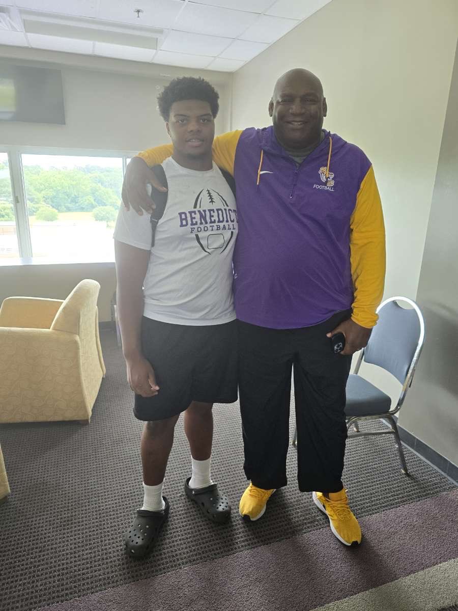 Bryce.Volley (@brycevolley) on Twitter photo Blessed to receive my first offer from Benedict College #AGTG🙏🏾 <a href="/GoTigers_FB/">Benedict College Football</a> <a href="/CoachClayton75/">Stan Clayton</a> <a href="/coachrdickerson/">Ron Dickerson Jr</a> <a href="/CoachDeMeio1/">Darren DeMeio</a> <a href="/coachrogersdut1/">Will Rogers</a> <a href="/UDC98/">Coach U</a> <a href="/CoachKelley229/">Quesz Kelley</a> <a href="/SC_PANTHER_FB/">SUMTER COUNTY HS FOOTBALL</a> Blessed to receive my first offer from Benedict College #AGTG🙏🏾 <a href="/GoTigers_FB/">Benedict College Football</a> <a href="/CoachClayton75/">Stan Clayton</a> <a href="/coachrdickerson/">Ron Dickerson Jr</a> <a href="/CoachDeMeio1/">Darren DeMeio</a> <a href="/coachrogersdut1/">Will Rogers</a> <a href="/UDC98/">Coach U</a> <a href="/CoachKelley229/">Quesz Kelley</a> <a href="/SC_PANTHER_FB/">SUMTER COUNTY HS FOOTBALL</a>