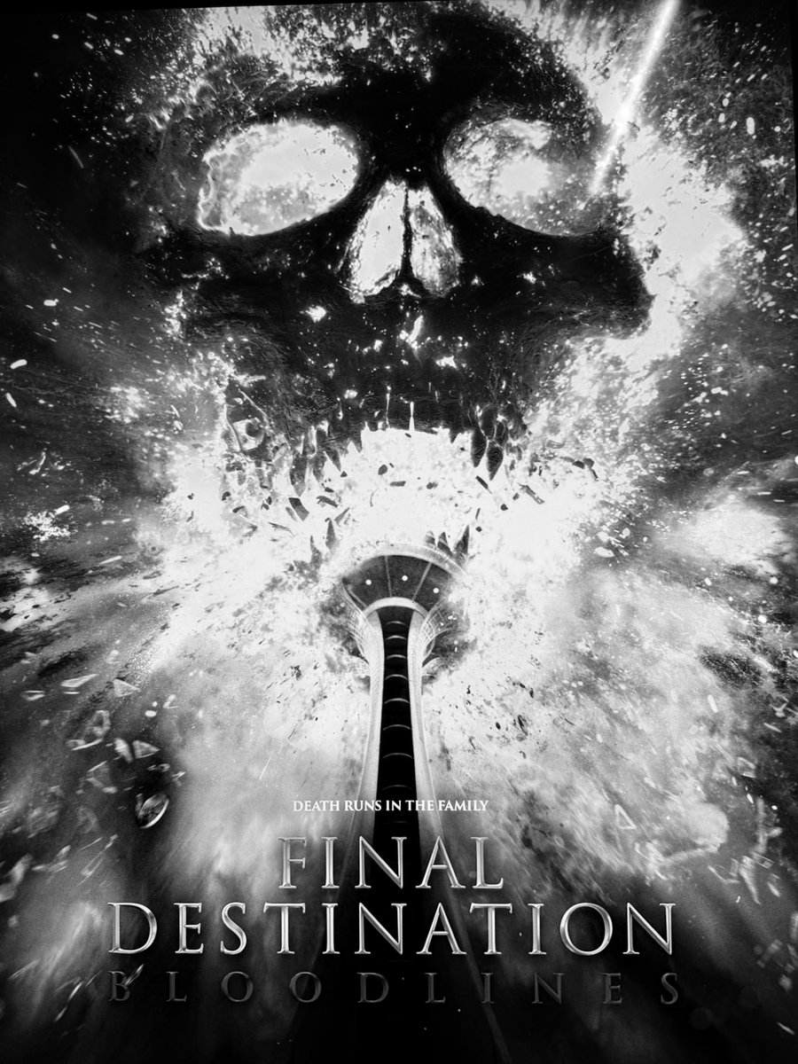 QaiserBachani's tweet photo. When the boredom monster strikes.
#FinalDestinationBloodlines https://t.co/sLLO8Lekfy