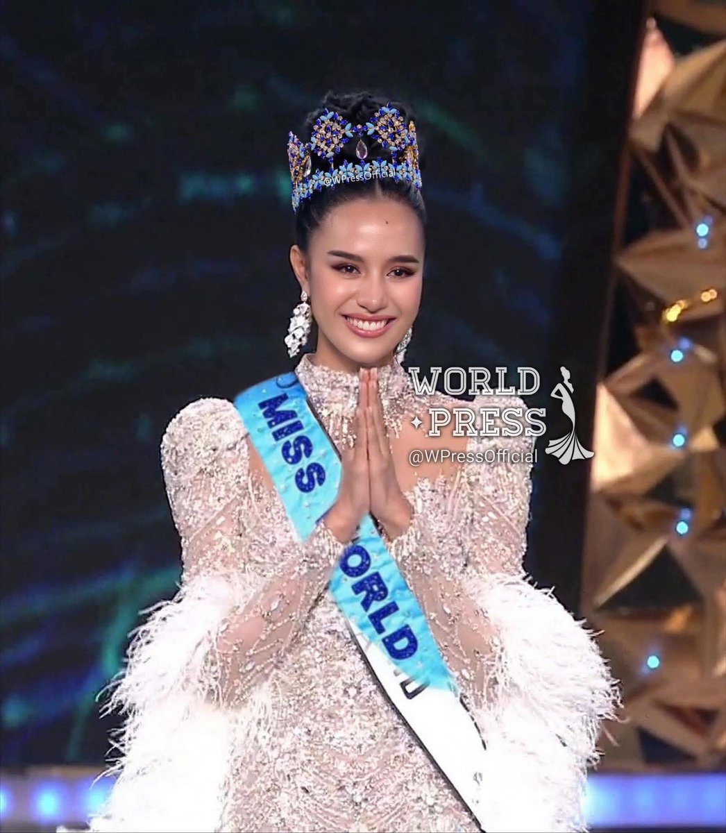 EarnLuv's tweet photo. ที่ผ่านมาในไทยที่Miss worldไม่ป๊อบปูล่าเท่าMUเพราะมันยากมาก มันเอานางงามไปแข่งเป็นเป็ด คือไม่ใช่แค่สวย&amp;ตอบคำถาม มันแข่งแบบเด็กเนิร์ด ทำกิจกรรม,มีดีเบต,กีฬา,เดินแบบ ต้องมีโครงการที่ทำมานาน ทำแป๊บๆมันดูออก แข่งเป็นคนเพอเฟคอ่ะ โอปอลเก่งโคด👏 #MissWorld2025 #MissWorldThailand2025 https://t.co/R6PHBsGF9h