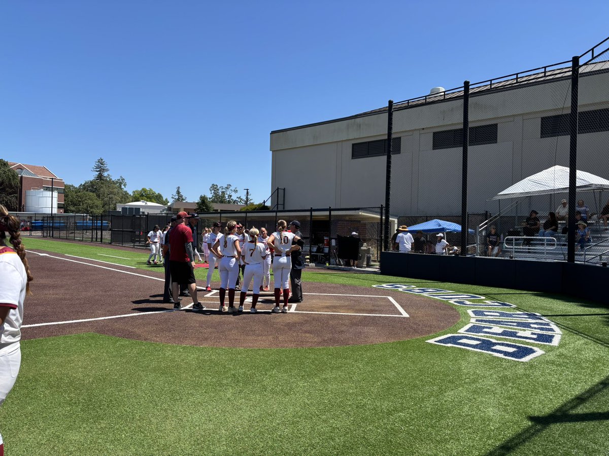 kodoherty22's tweet photo. Made it @SrjcAthletics for the NCS Division 2 championship game. Top-seeded @CNCardinals (21-5) taking on No. 2 Carondelet (15-12). Newman looking for their third straight NCS crown #PDPreps https://t.co/XieaG4HafW