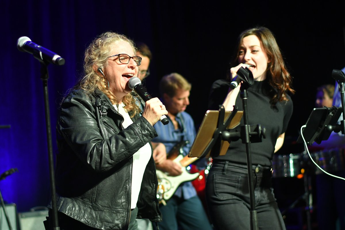 The CheckPoints will Rock for a Cure tomorrow, June 1, at Buddy Guy’s Legends in Chicago at 8:30 p.m.! General admission tickets are available at the door on a first-come, first-served basis, with a $30 suggested donation to the Forward Fund. sitcancer.org/about/the-chec…