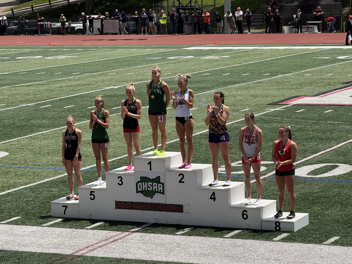 Pazeley Whiteley’s astounding freshman campaign comes to a close at regionals today. She finished 6th in both the 100H and 300H. After just one season, Pazeley holds our school hurdles records. 15.37 in the 100H and 46.42 in the 300H, set today! Great season, Pazeley! 

GO JETS!