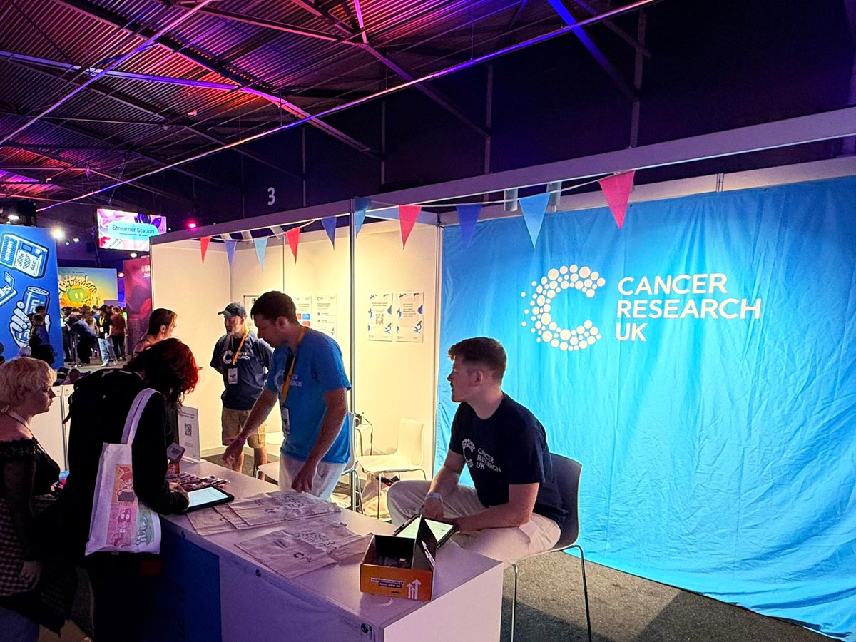 DanRobertCRUK's tweet image. Epic first day at #TwitchCon Europe! We spoke to so many of you from the community about how to use Twitch to fundraise for us and support @CR_UK’s mission to beat cancer. We had loads of fun watching you play our #CRUKTargetAcquired game too! See you tomorrow for more fun. 🎮