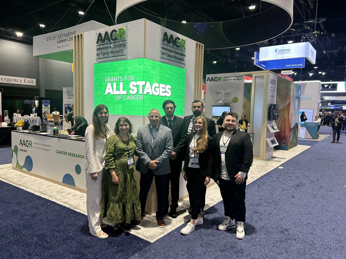 Ukranian delegation with me and Fred at ASCO25! <a href="/AACRFoundation/">AACR Foundation</a>