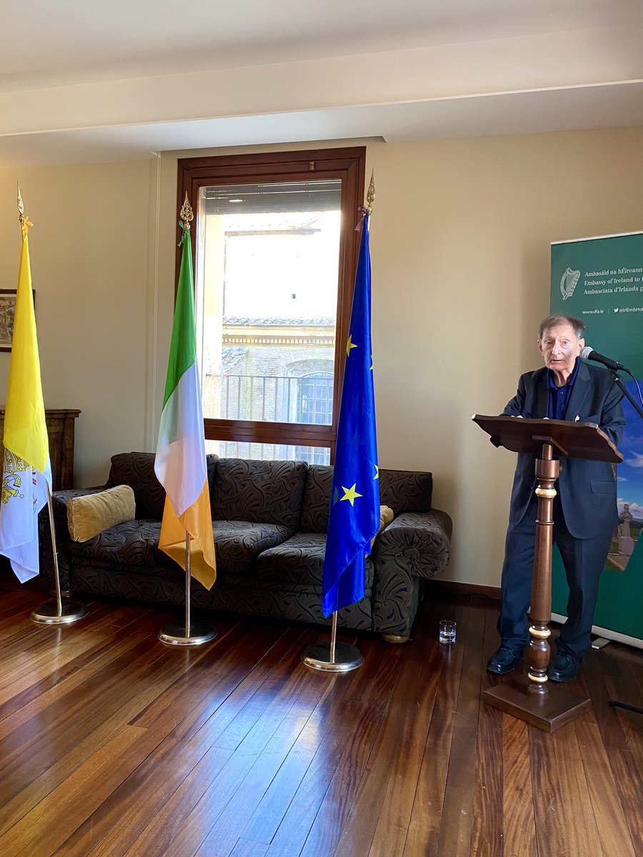 IrlEmbHolySee's tweet image. It was a great pleasure to gather with our community, and our friends of the Irish in Rome Conference on Thursday evening to celebrate the Irish presence in Rome and 400 years of the founding of St. Isidore’s.🇮🇪