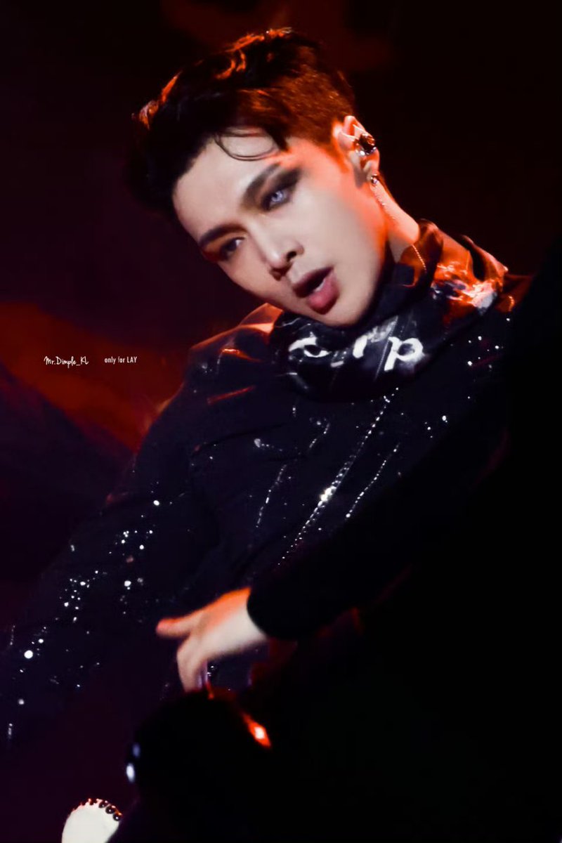 𝐂𝐎𝐒𝐌𝐈𝐂 𝐓𝐔𝐑𝐓𝐋𝐄 (@cosmicturtle38) on Twitter photo The Real Diva ❤️🔥
#EXO #LAY #张艺兴 #YIXING
<a href="/weareoneEXO/">EXO</a> <a href="/layzhang/">Lay Zhang</a>
<a href="/ChromosomeEG/">Chromosome Entertainment Group</a> <a href="/lay_studio/">Lay Zhang Studio</a> The Real Diva ❤️🔥
#EXO #LAY #张艺兴 #YIXING
<a href="/weareoneEXO/">EXO</a> <a href="/layzhang/">Lay Zhang</a>
<a href="/ChromosomeEG/">Chromosome Entertainment Group</a> <a href="/lay_studio/">Lay Zhang Studio</a>