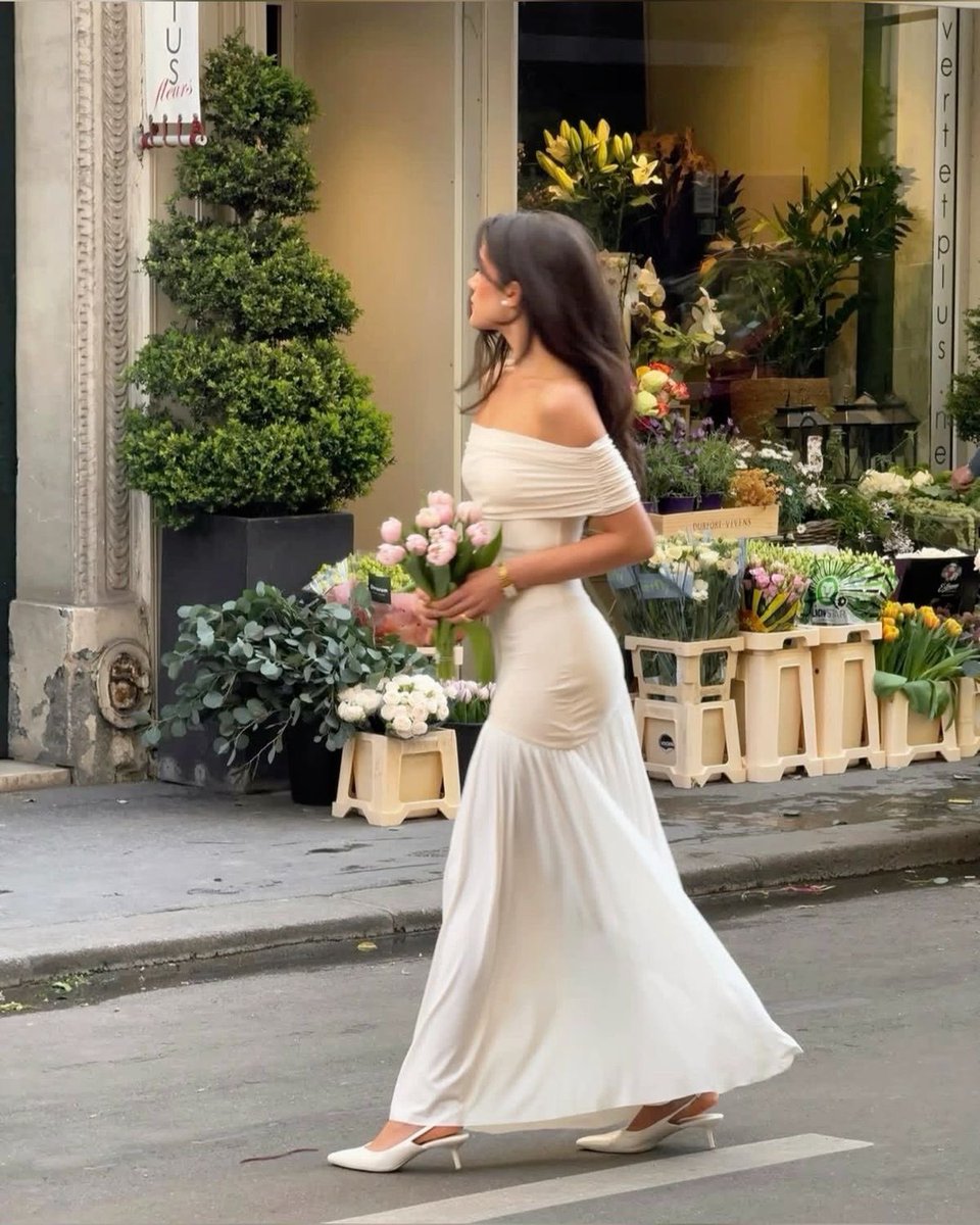 𝑭𝒍𝒐𝒓𝒂 (@imarealdolltho) on Twitter photo 