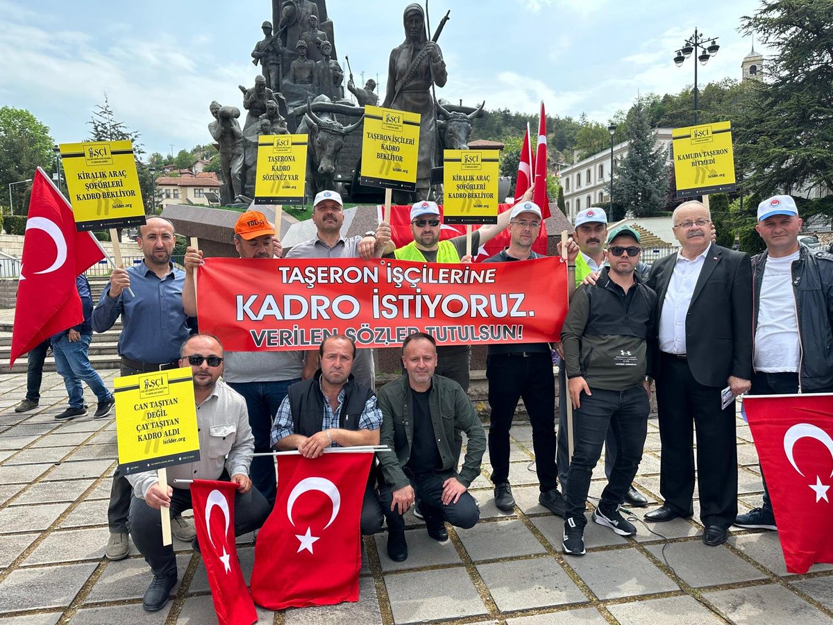 Murat Han (@murathan677) on Twitter photo TaşeronKöle Değilİşçidir
Eski Çalışma Bakanı
Sn <a href="/vedatbilgn/">Vedat Bilgin</a>
"Depremden dolayı yetişmeyen,Genel Kurula gönderemediğimiz #Taşeronİşçiler meclis açıldığında ilk gündem maddemiz olacak." demişti.
YALAN OLDU
<a href="/Akparti/">AK Parti</a> <a href="/akbasogluemin/">Av. M.Emin AKBAŞOĞLU 🇹🇷</a> <a href="/RTErdogan/">Recep Tayyip Erdoğan</a> TaşeronKöle Değilİşçidir
Eski Çalışma Bakanı
Sn <a href="/vedatbilgn/">Vedat Bilgin</a>
"Depremden dolayı yetişmeyen,Genel Kurula gönderemediğimiz #Taşeronİşçiler meclis açıldığında ilk gündem maddemiz olacak." demişti.
YALAN OLDU
<a href="/Akparti/">AK Parti</a> <a href="/akbasogluemin/">Av. M.Emin AKBAŞOĞLU 🇹🇷</a> <a href="/RTErdogan/">Recep Tayyip Erdoğan</a>
