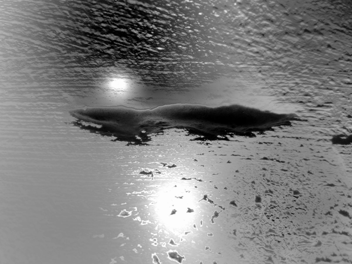 Never got trained for graphic design or photo editing.. it's a gift. I imagine things in my head my hand wouldn't rest until it brings it to reality. With proper training I will certainly take over that market 😊😊