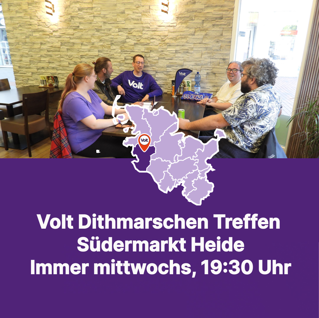 Leif_Mazomeit's tweet photo. #Volt #Dithmarschen trifft sich immer mittwochs am Südermarkt in Heide. Bei gutem Wetter sitzen wir vorm Grill Maxx, bei schlechtem Wetter im Grill Maxx. https://t.co/rsuFSH2Mgo