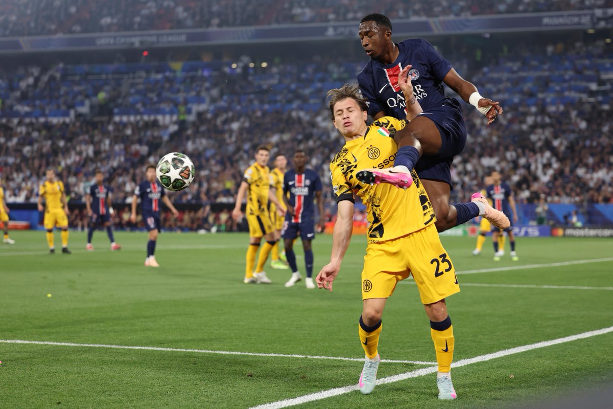 🕚'30

#باريس_سان_جيرمان 2 - #إنتر_ميلان 0

#باريس_سان_جيرمان_إنتر_ميلان 🇮🇹 🇫🇷
#دوري_أبطال_أوروبا 🏆
#UCL