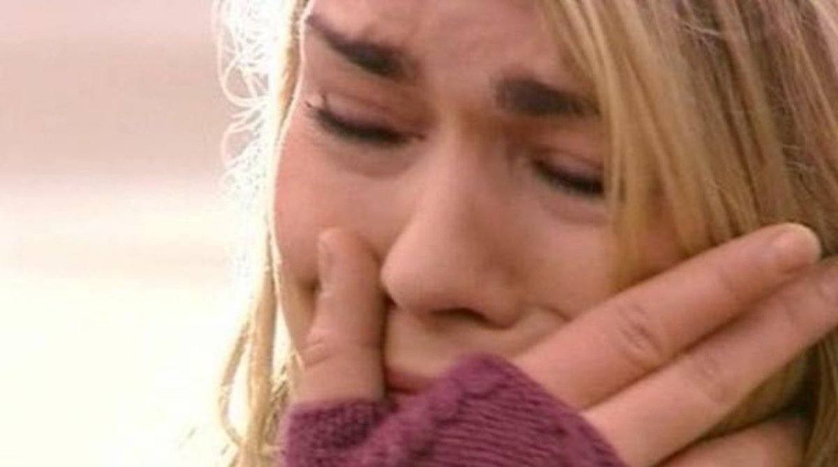 The three stages of me watching that regeneration #DoctorWho