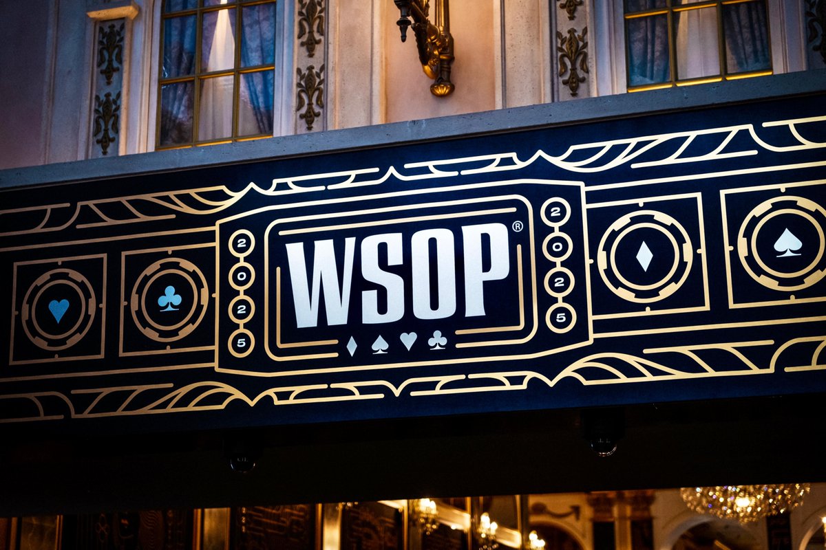 WSOP's tweet photo. With registration open until the end of level 12, Flight E of Event #1: $1,000 Mystery Millions has already drawn a field of 5,516 players! #WSOP2025 #WSOPEvent1 https://t.co/4vfCAndRN2