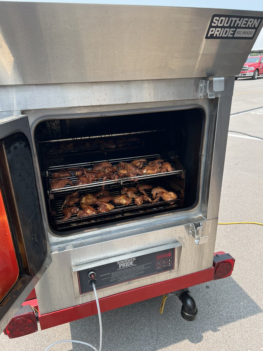 Winging it  <a href="/NashvilleSuperS/">Nashville Superspeedway</a> even though our pal <a href="/SpencerBoyd/">Spencer Boyd</a> has to get ready for <a href="/MISpeedway/">Michigan International Speedway</a>