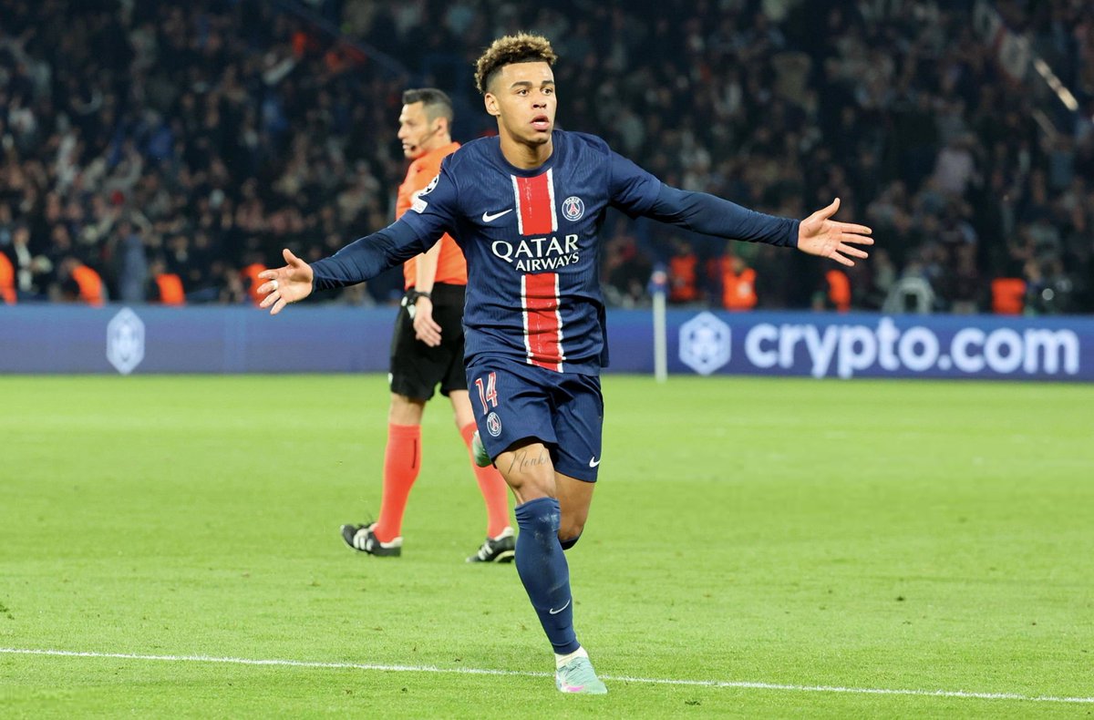 Instant Foot ⚽️ tweet media