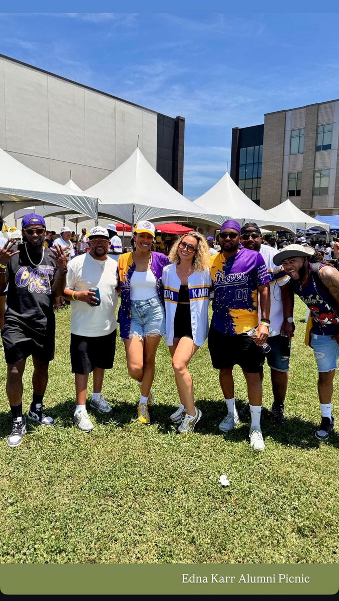 jbutler718's tweet image. Dentists, educators , financial planners, engineers , DJs..

Really elite school ! 10/10 recommend! #Karr #SeKondToNone