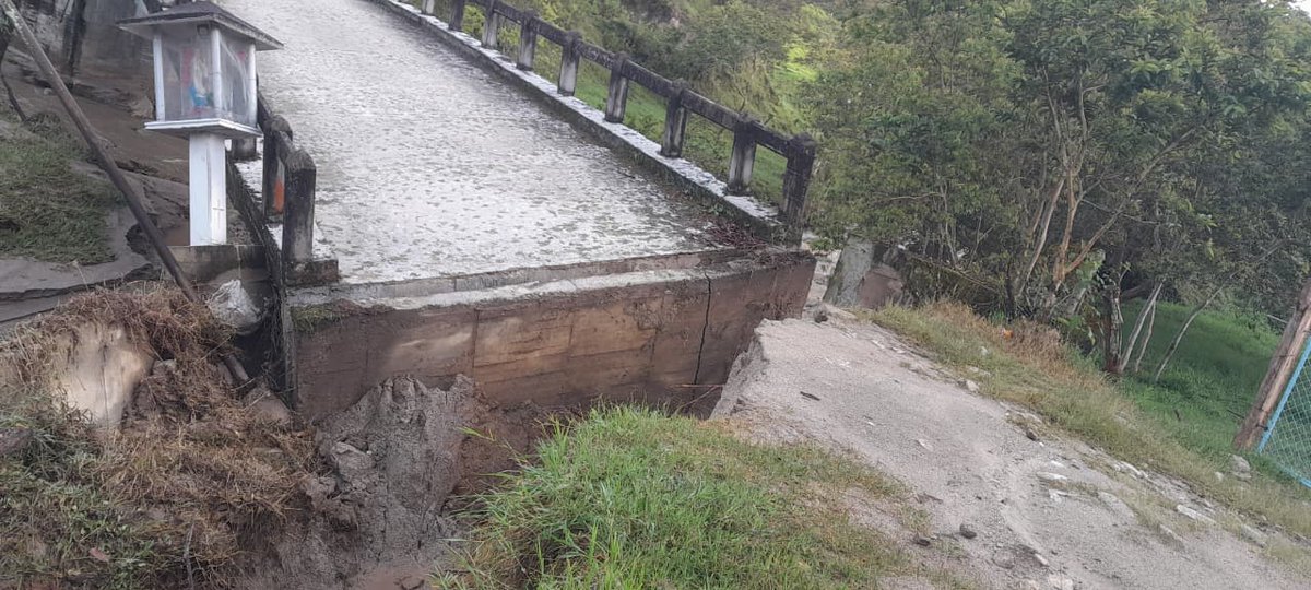 AnytaVelez's tweet photo. Las lluvias de yarumal, dañan las vías rurales https://t.co/Z2Me3XHjmL