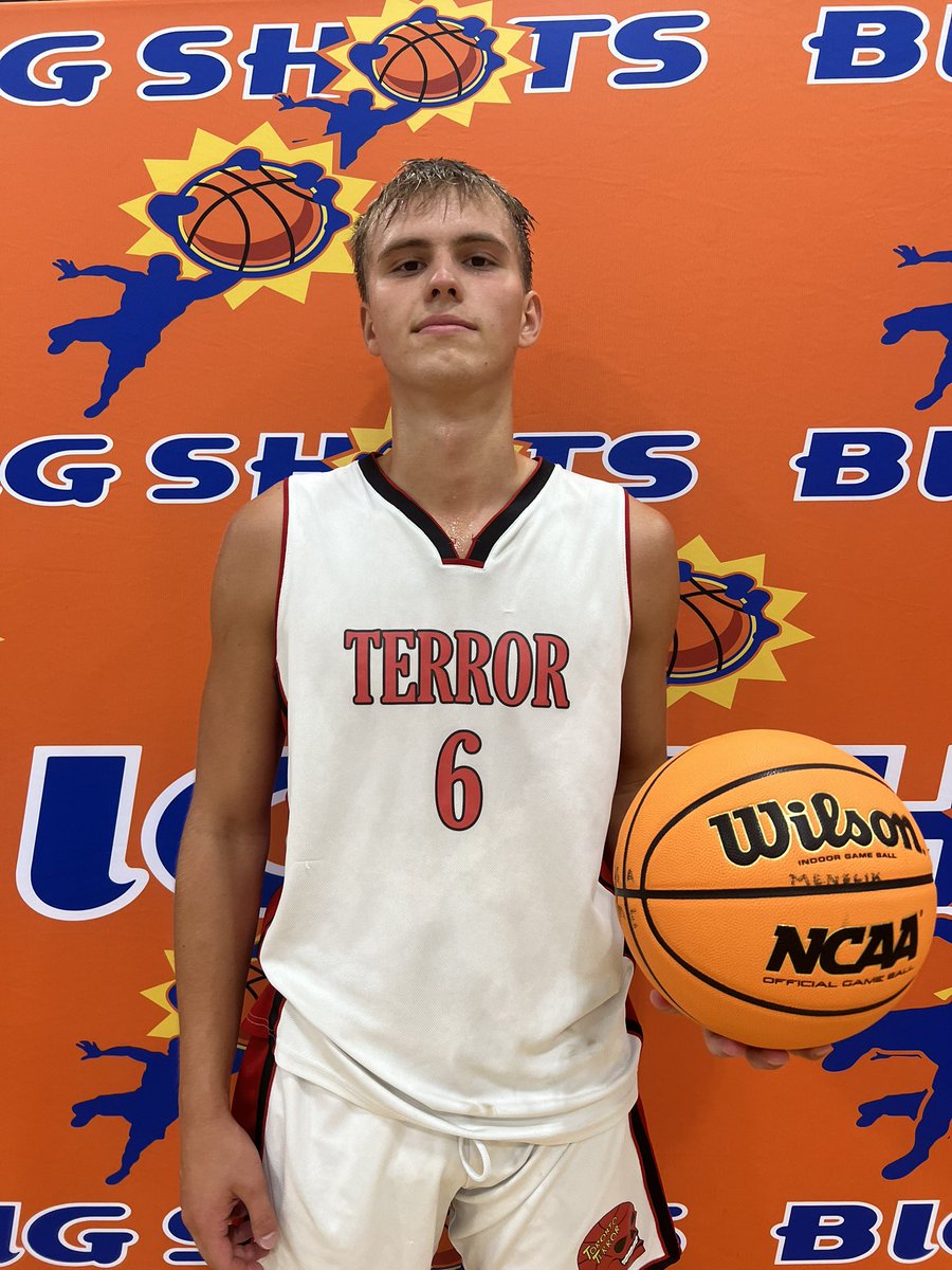 #BIGSHOTS #VABEACHJAM
17U

Toronto Terror 53
#11 Chukwu Anigozie 20 pts 
#6 Edvard Herter 15 pts 

Unbreakable 30

<a href="/BigShotsGlobal/">BIG SH🏀TS</a>