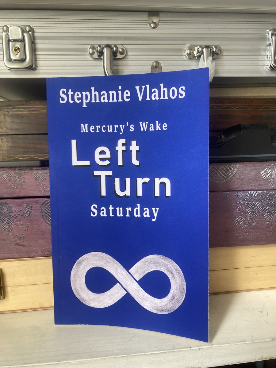 Stephanie Vlahos (@wavstory) on Twitter photo 