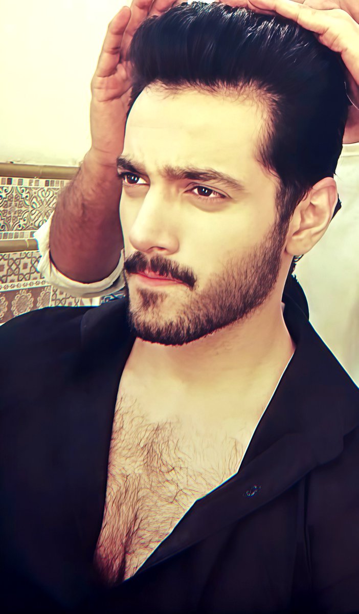 Major tb to a big SLAY .. Ok bye 🏃‍♀️

#WahajAli