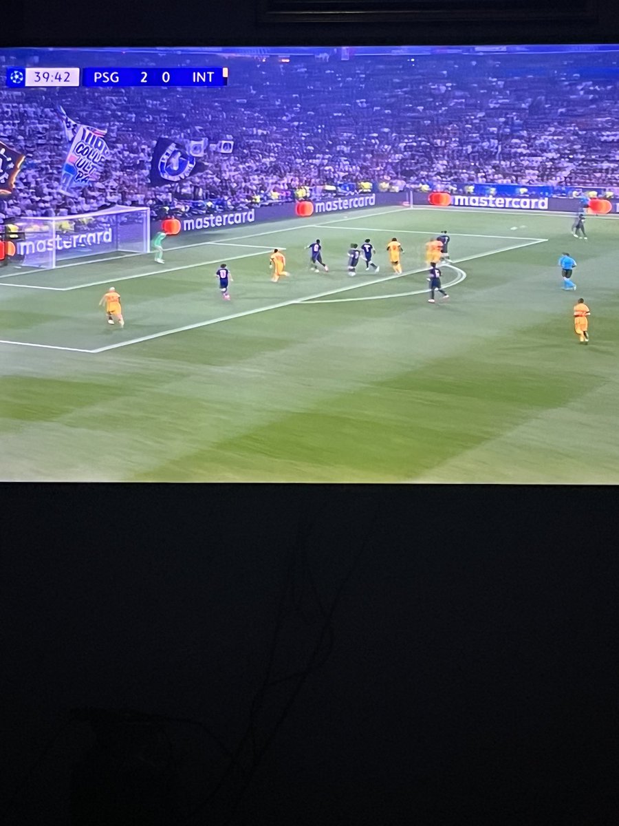 inessss943's tweet photo. On aime ce qu’on voit #LePSG https://t.co/kgHZvDnQ3p