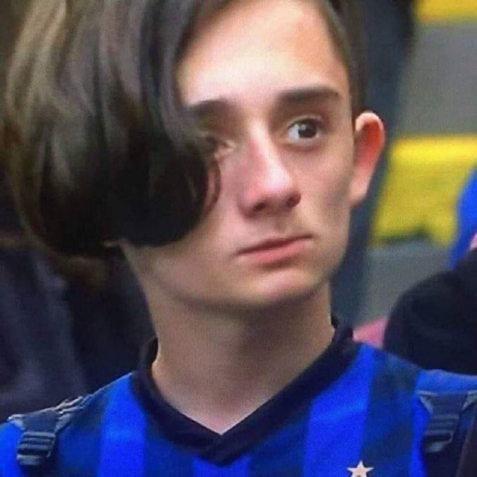 اولاه وراه لعيبة الانتر تسذا يعني تبونن اجدع نعولي بوجيهكم والعن اميمك انت وياه هالحين