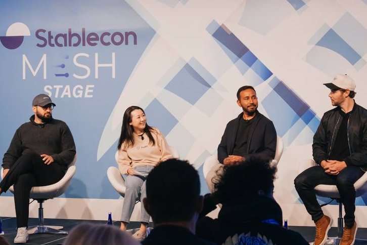 Nuestra CEO, <a href="/MaggieWu_KG/">Maggie Wu</a>, presente en #StableconNY ⚡️
Participando en conversaciones clave sobre stablecoins, pagos y el futuro de la infraestructura financiera.
#Crypto #Fintech #Stablecon2025