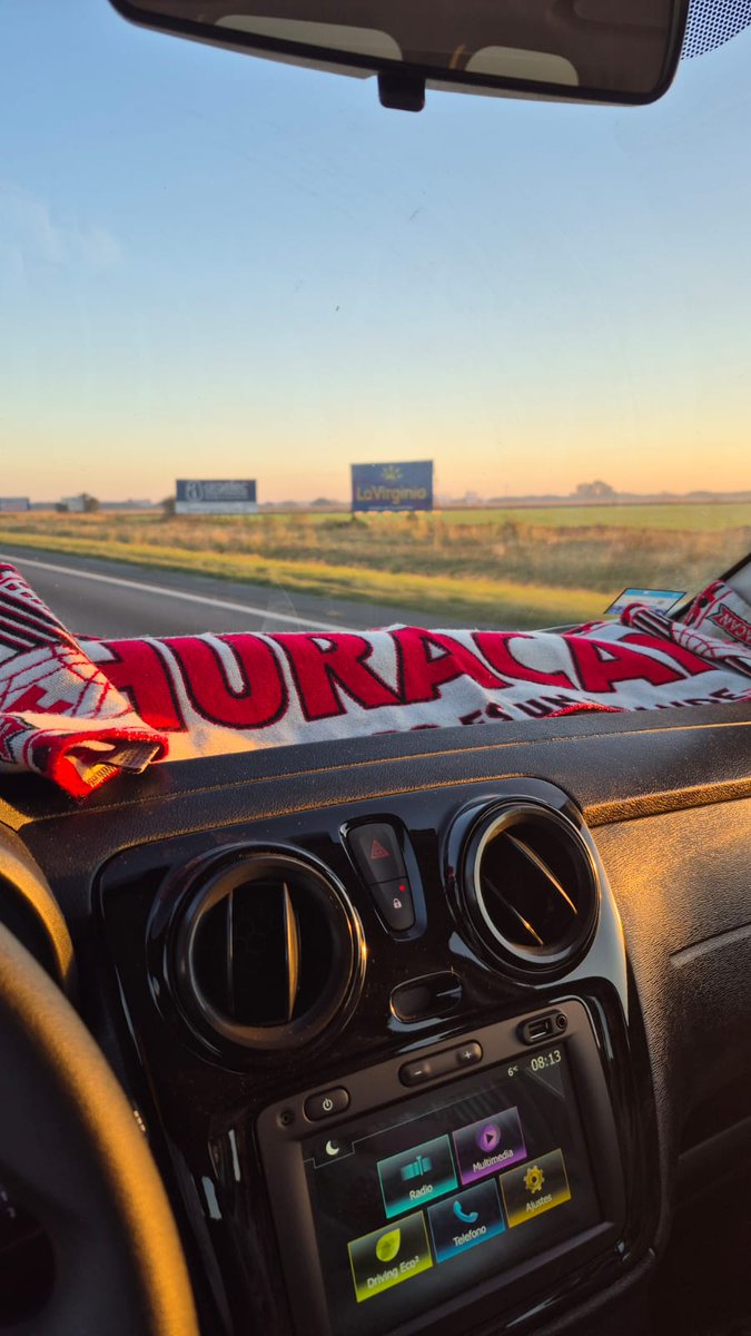 Me enojo, me frustró, me angustió, me emociono y vuelvo... Que voy a hacer está locura no la van a entender 🎈♥️ Huracán