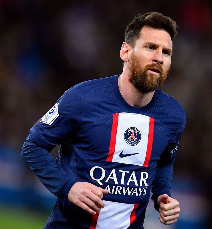 _mrbio's tweet photo. Honestly, who was the real problem at PSG that stopped them from winning the Champions League?

Mbappe.                    Or.                      Messi https://t.co/vTLg8WkWPK