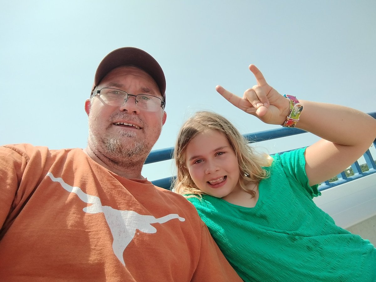 #wcwsselfie Go Horns!