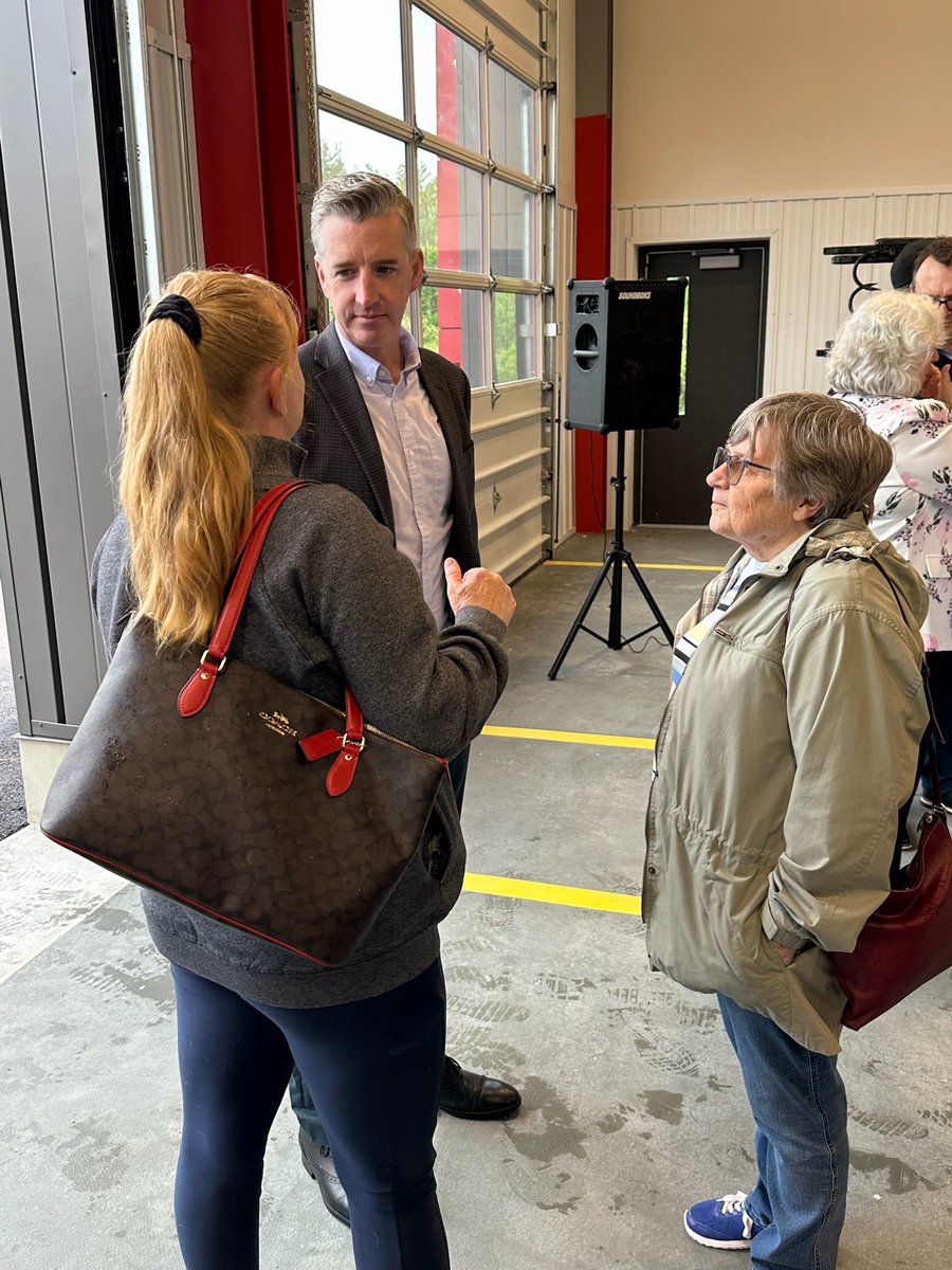Michael Barrett (@mikebarretton) on Twitter photo Rain couldn’t dampen the excitement at today’s Grand Opening of Fire Station #2 in <a href="/leeds1000island/">Leeds & 1000 Islands</a>!
A fantastic new facility for the community—and for the professional volunteer firefighters who serve it. 🚒 Rain couldn’t dampen the excitement at today’s Grand Opening of Fire Station #2 in <a href="/leeds1000island/">Leeds & 1000 Islands</a>!
A fantastic new facility for the community—and for the professional volunteer firefighters who serve it. 🚒