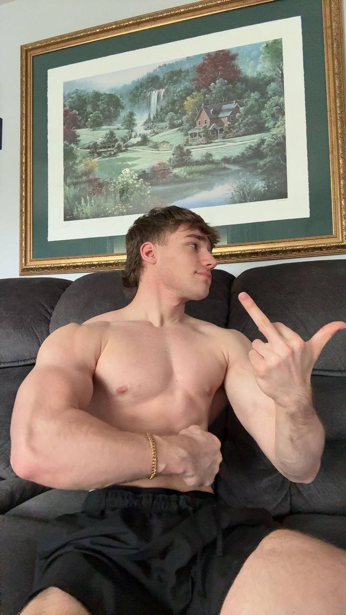 Alpha Tyson (@cashalphatyson) on Twitter photo Better than you in every way. Better than you in every way.