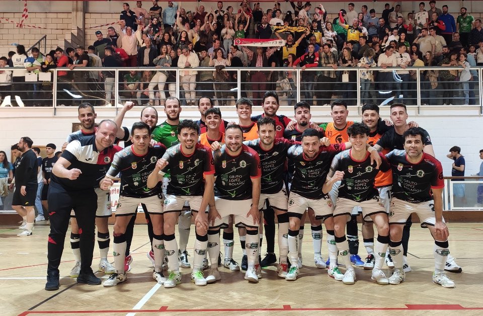 🥅 | #FútbolSala |

🏁Se acabó el sueño para el <a href="/grupolopez14/">GrupoLopezBolañosFS</a>, que cayó por un global de 5-3 ante el @AvanzaFutsal
en la segunda ronda del 🏆Play-Off de Ascenso a Segunda División!

👏🏼👏🏼👏🏼¡Cabeza alta, equipo. Muy orgullosos de vuestra enorme temporada!

#Extremadura💚🤍🖤