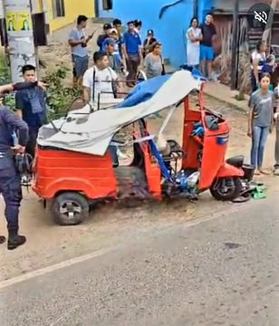 #AccidenteSV #TraficoSV| Se reporta un accidente de tránsito sobre la antigua carretera a Santa Ana a la altura de la entrada a Santa Rosa en Ciudad Arce.