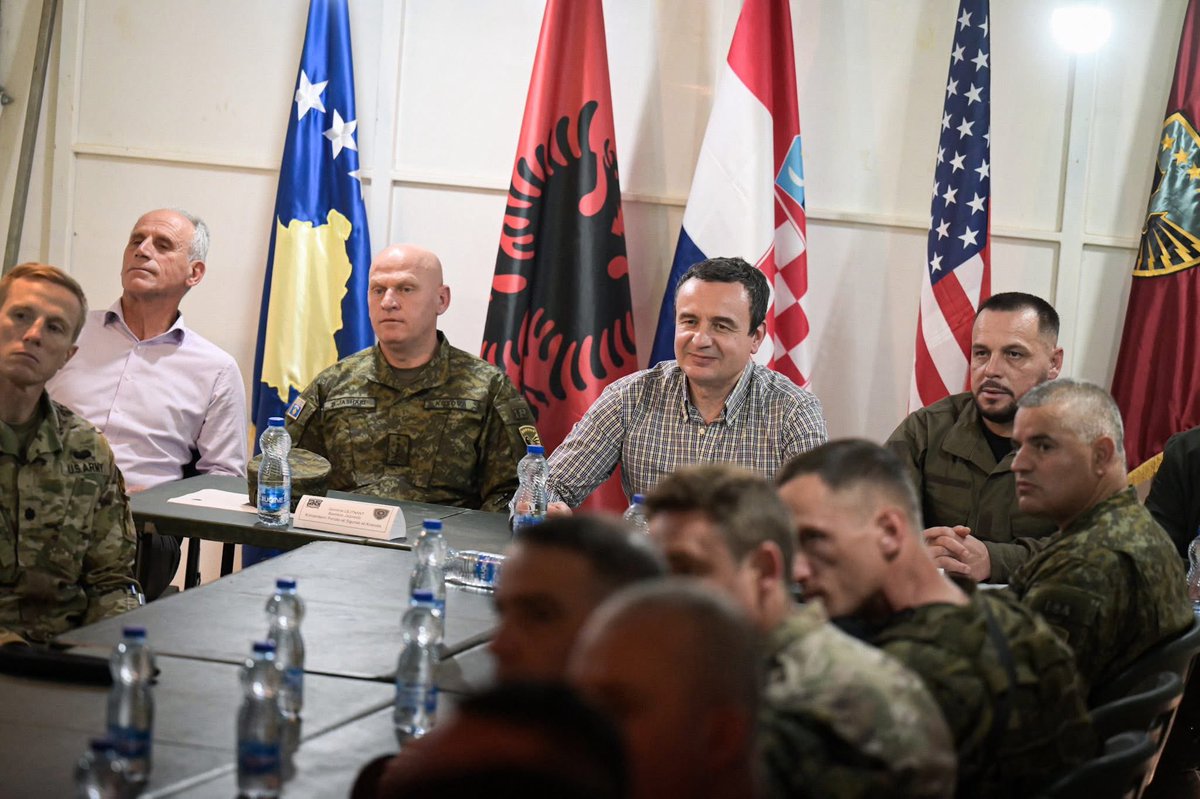 RGazmir's tweet photo. Kosova, krah për krah me shtetet më të fuqishme anëtare të NATO-s 🫡 #defender2025 #strongertogether #KosovaInNATO 
🇽🇰🇺🇸🇦🇱🇩🇪🇫🇷🇮🇹🇬🇧🇹🇷🇭🇷 https://t.co/bF6PfR9tUN