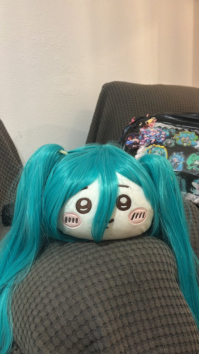 chikawa or hatsune miku?