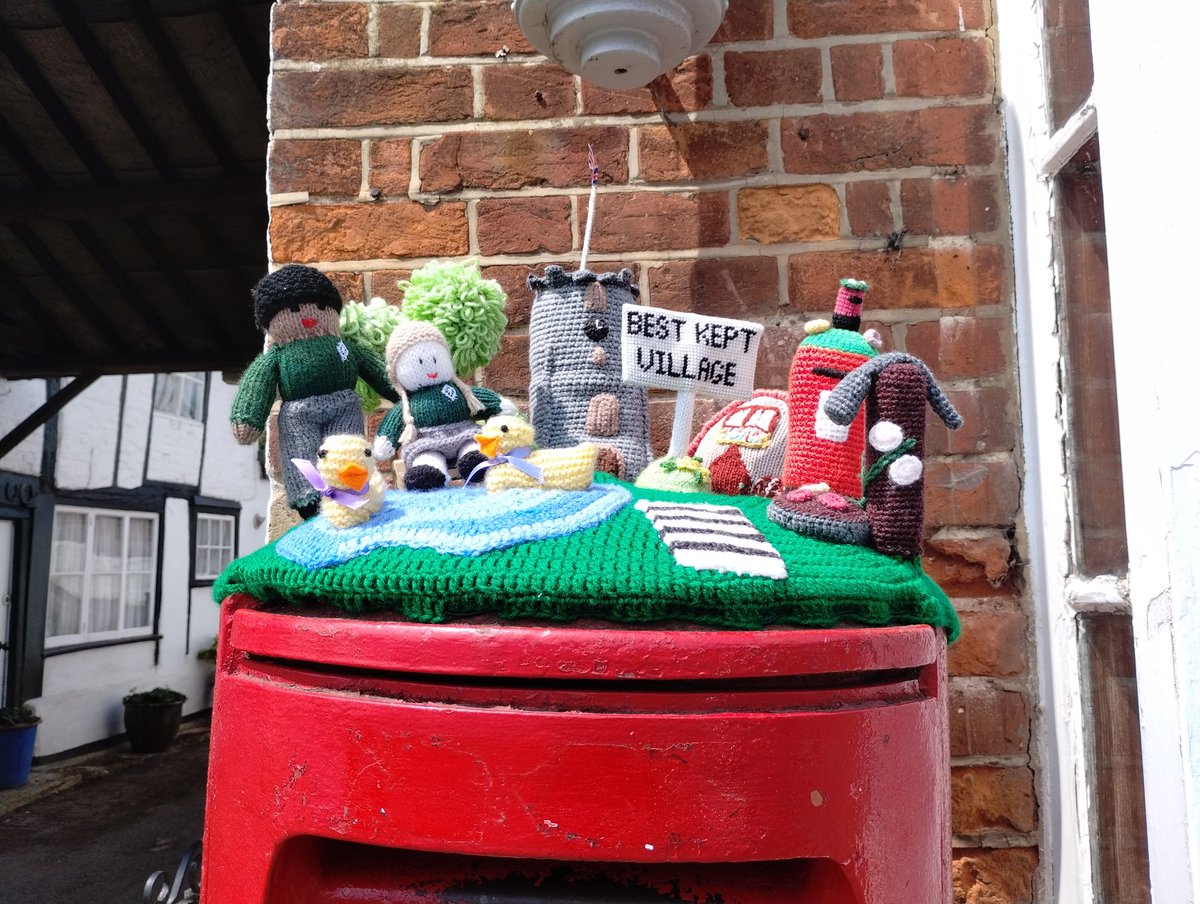 Another fabulous post box topper in <a href="/StGilesVillage/">Chalfont St Giles</a>
