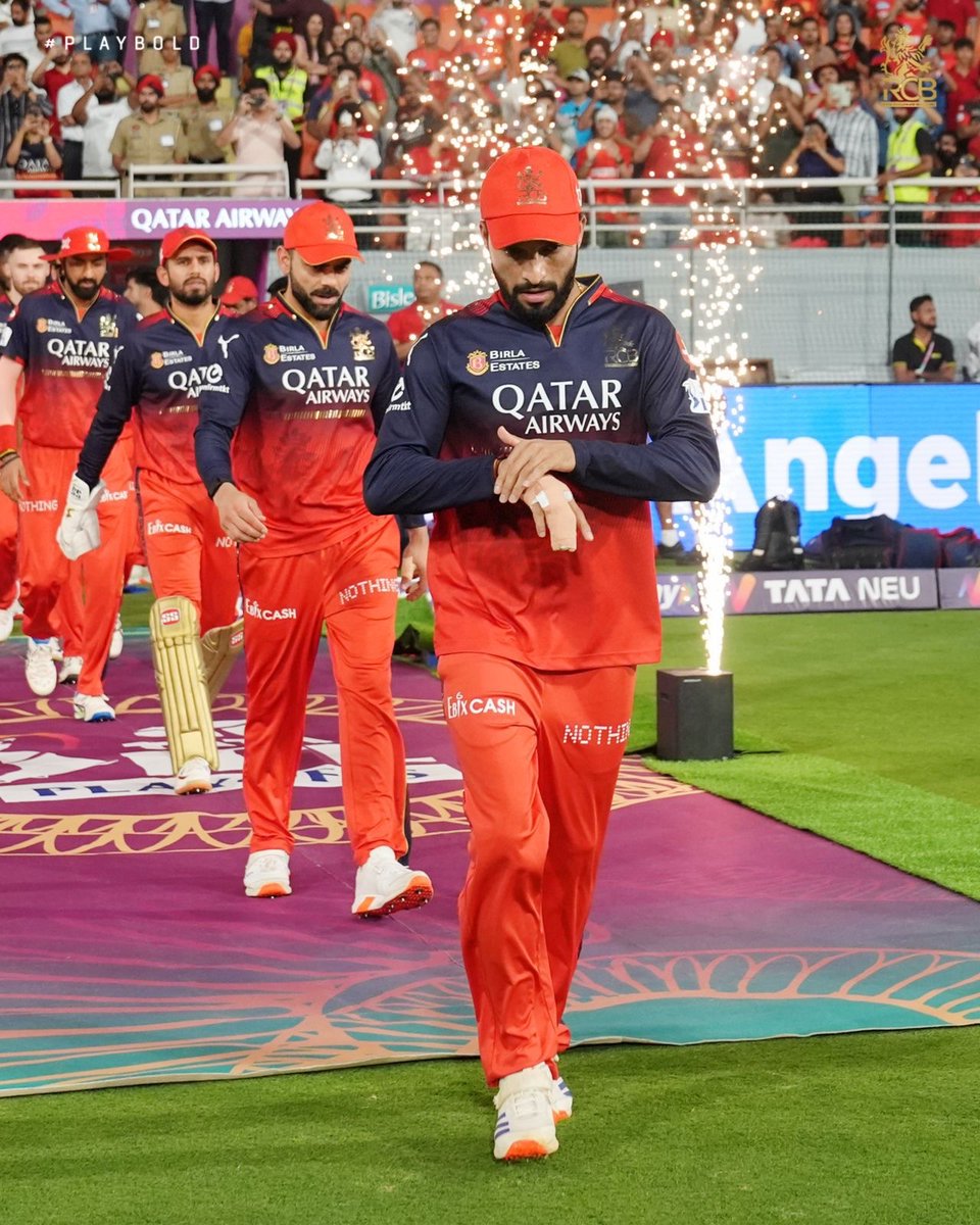 RCBTweets's tweet photo. 𝗕𝗼𝗹𝗱. 𝗖𝗮𝗹𝗺. 𝗙𝗲𝗮𝗿𝗹𝗲𝘀𝘀! That's Captain Rajat for you. 🗿

Rajat Nation, join us in wishing our leader a very Happy birthday! Lead us to glory, Ra-Pa! ❤️

#PlayBold #ನಮ್ಮRCB #IPL2025 https://t.co/ycw0joLwvI