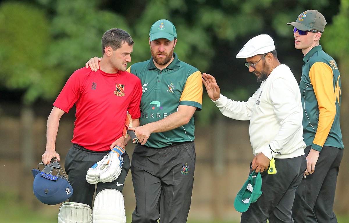 NickyHayesPhotos (@nickyhayesphoto) on Twitter photo Gotta say this afternoon's <a href="/WickfordCC/">Wickford CC</a> vs <a href="/BenfleetCC/">Benfleet CC</a> had everything with bails flying, captains celebrating wickets plus a bit of needle in a hotly contested local derby won by the visitors ultimately <a href="/CJPhillips1982/">Chris Phillips</a> Echo. Thoroughly enjoyable match. Gotta say this afternoon's <a href="/WickfordCC/">Wickford CC</a> vs <a href="/BenfleetCC/">Benfleet CC</a> had everything with bails flying, captains celebrating wickets plus a bit of needle in a hotly contested local derby won by the visitors ultimately <a href="/CJPhillips1982/">Chris Phillips</a> Echo. Thoroughly enjoyable match.