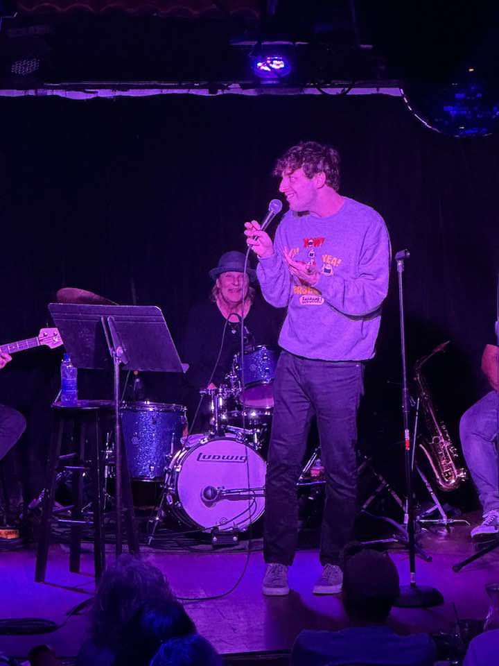 hollywoodtimes.net/night-el-cid-u… Last night, the spirit of #LosAngelesCA was alive and unfiltered at <a href="/elcidsunset/">El Cid</a> , an iconic LA establishment, in #SilverLake, as <a href="/bethlapides/">Beth Lapides 🎧❤️🎧</a> brought her legendary variety show <a href="/UnCabaret/">UnCabaret</a> to the stage once more. <a href="/ValerieMilano/">Valerie Milano</a>