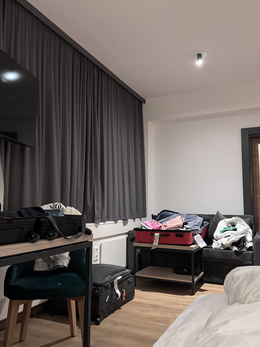 KahanPatel6's tweet photo. @vasant69 @SOTCTravel @SOTCTravel How is this a 4 star hotel the constant smell of weed and CBD here in Germany the hotel you accommodated us is in a residential apartment it feels as if our payment in lakhs has gone down the drain!! Refund us our hotel money for today!!! https://t.co/ey5Nc1L0mT